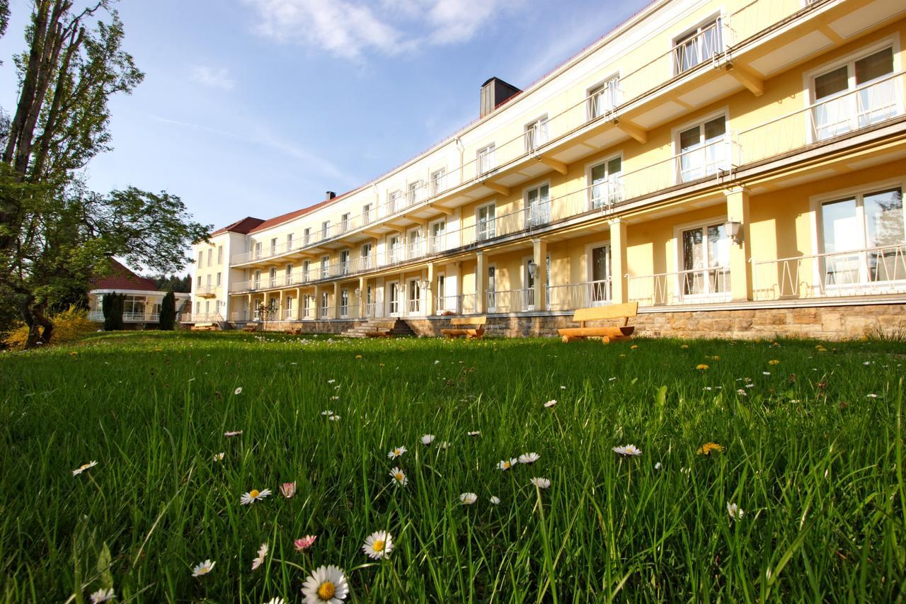 Akzent Hotel Am Burgholz Tabarz Esterno foto