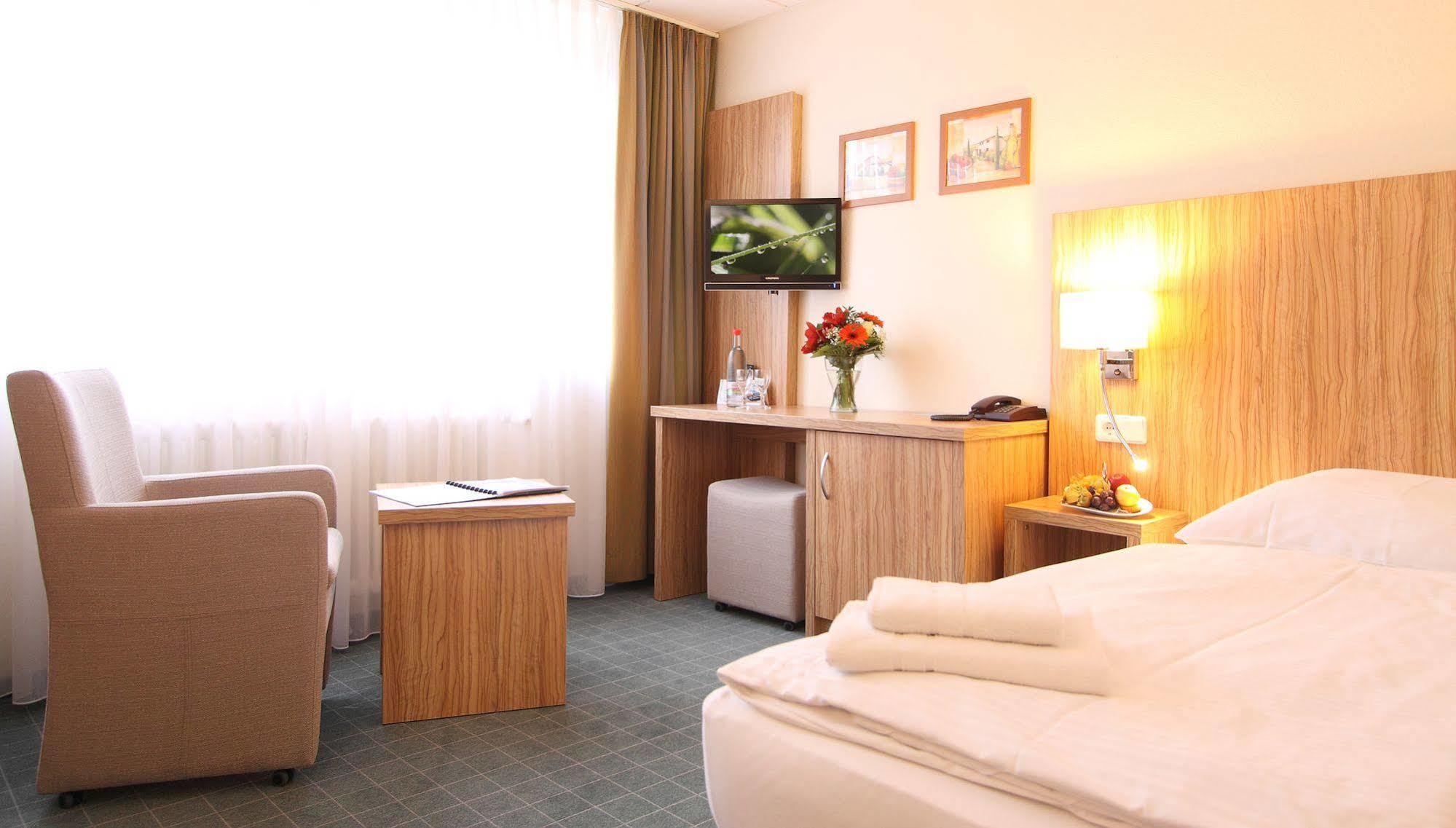 Akzent Hotel Am Burgholz Tabarz Esterno foto